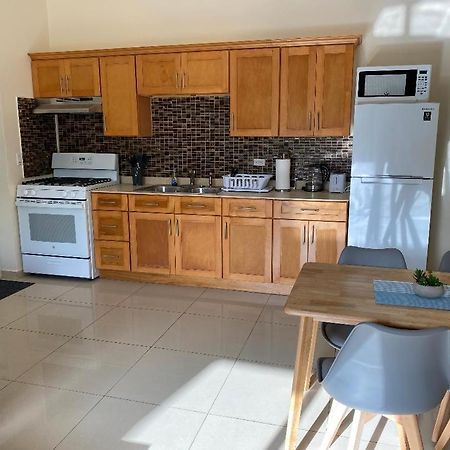 Lovely 2 Bedroom Apartment In Quiet Neighborhood! Philipsburg  Zewnętrze zdjęcie
